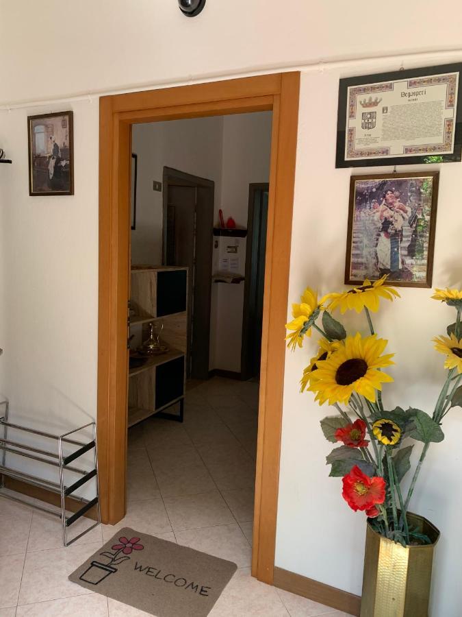 Apartamento House Campi Riva del Garda Exterior foto